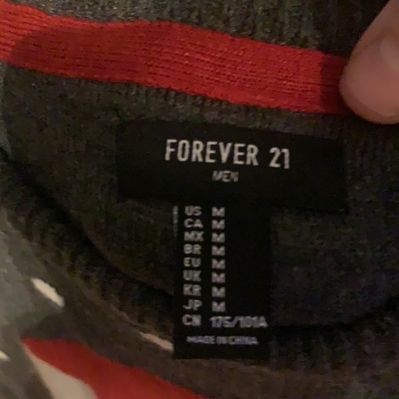 Christmas Sweater - Santa - Picture 2 of 4